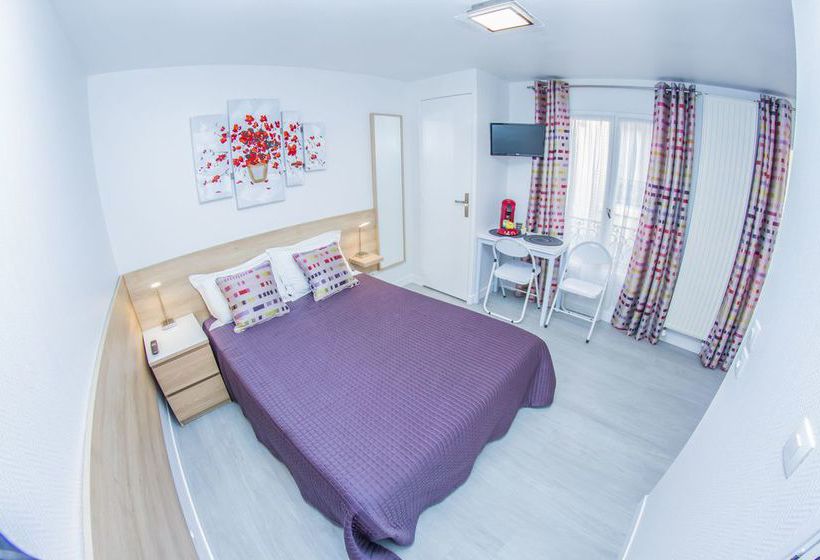 Hôtel De L'horloge  | Paris | Paris | France 16