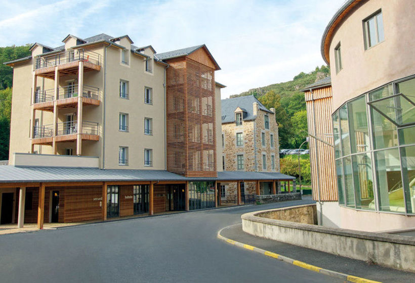 Appart'hôtel Antoine Bros  | Chaudes Aigues | Cantal | France 2