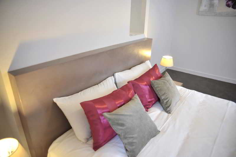 Qualys Hotel Lagrange  | Niort | Deux-Sevres | France 4