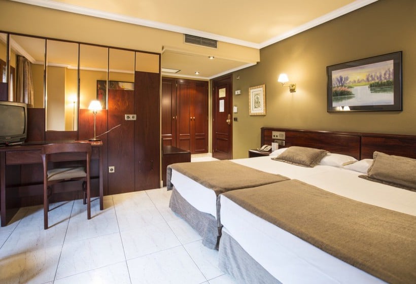 Hotel Imperial Atiram