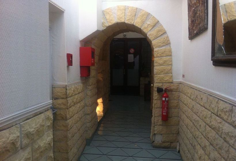 Hipotel Paris Montmartre Gare Du Nord  | Paris | Paris | France 3