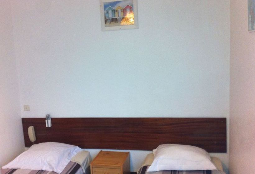 Hôtel Moderne  | Saint Denis | Seine Saint Denis | France 3