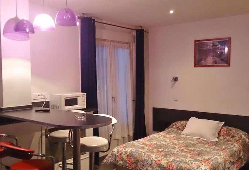 Hôtel Moderne  | Saint Denis | Seine Saint Denis | France 8