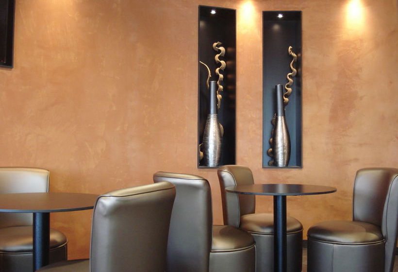 Hôtel Les Embruns  | Trouville sur Mer | Calvados | France 14