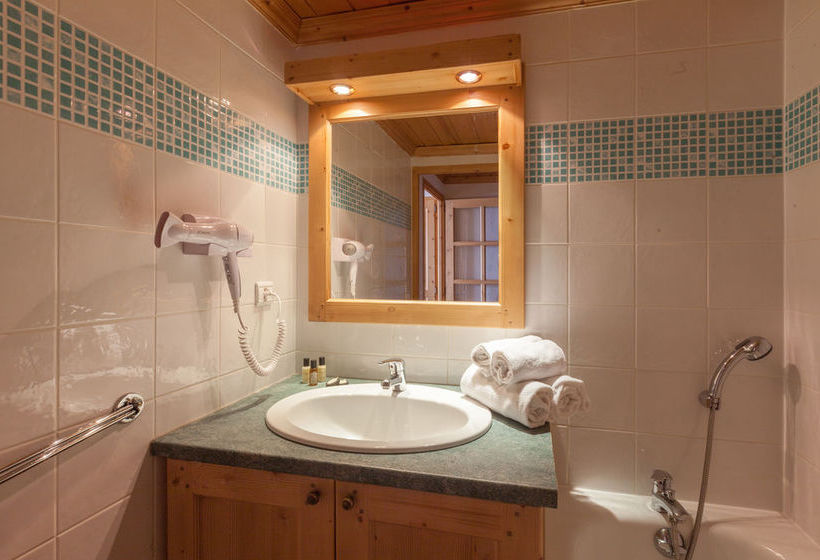 Les Chalets D' Adonis  | Les Menuires | Savoie | Francia 13