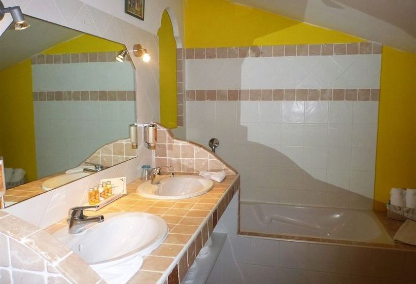 Bed and Breakfast Le Mas De Gleyzes  | Lédenon | Gard | France 1