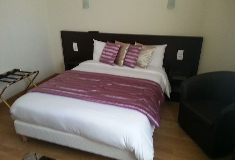 Hôtel Le Chapeau Rouge  | Alençon | Orne | France 3