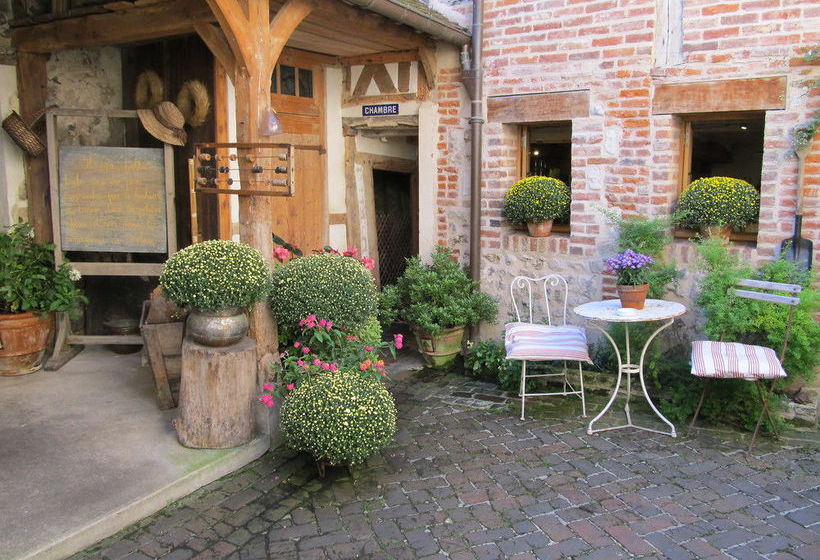 Pension A L'ecole Buissonnière  | Honfleur | Calvados | France 12