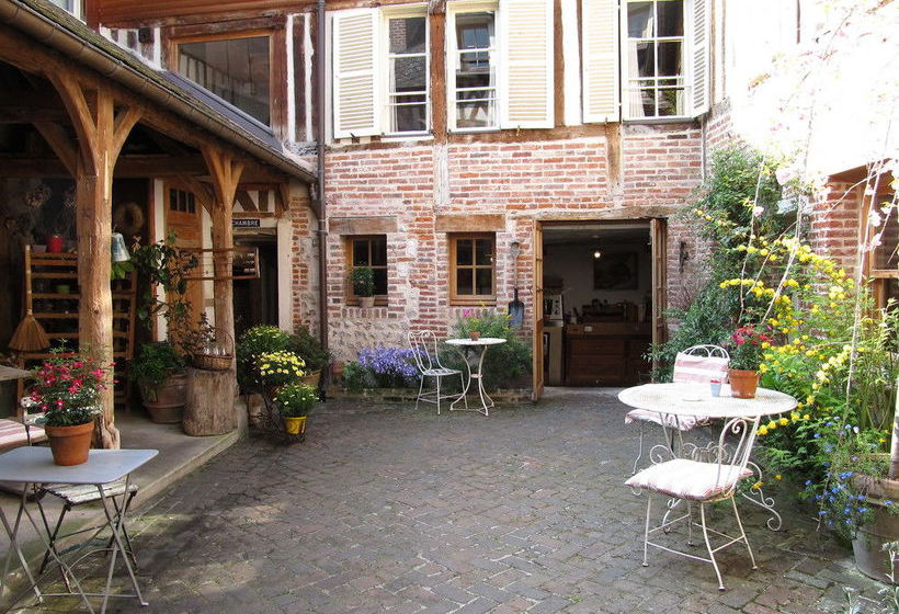 Pension A L'ecole Buissonnière  | Honfleur | Calvados | France 14