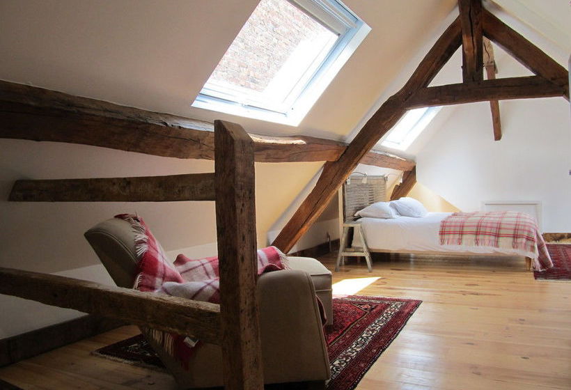 Pension A L'ecole Buissonnière  | Honfleur | Calvados | France 17