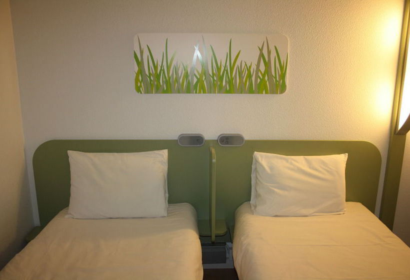 Hôtel Ibis Budget Issoire  | Issoire | Puy-de-Dome | France 3