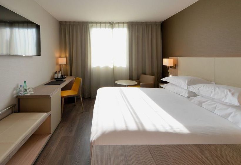 AC Hotel by Marriott Marseille Velodrome  | Marseille | Bouches du Rhone | France 17