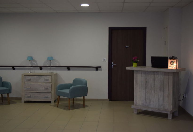 Zenao Appart'hotel Nevers  | Nevers | Nievre | France 7