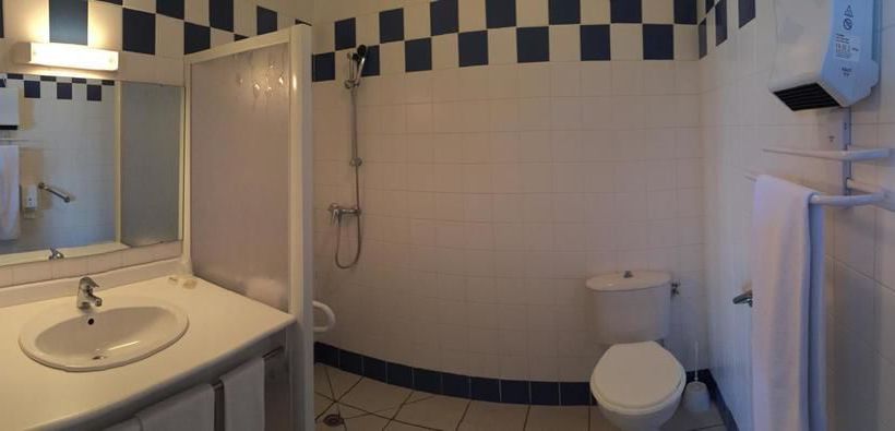 Hôtel Le Laury's  | Onet le Chateau | Aveyron | France 16