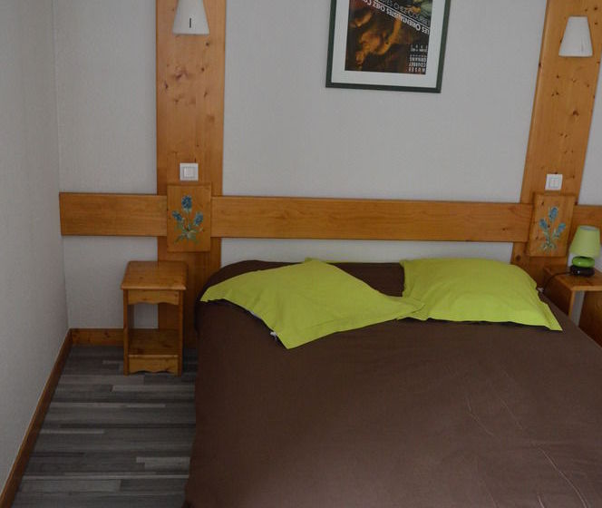 Hôtel De La Vallée  | Ornans | Doubs | France 9