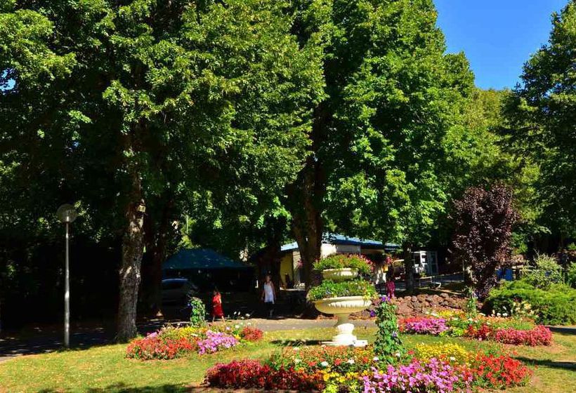 Hôtel Camping L'europe  | Murol | Puy-de-Dome | France 3