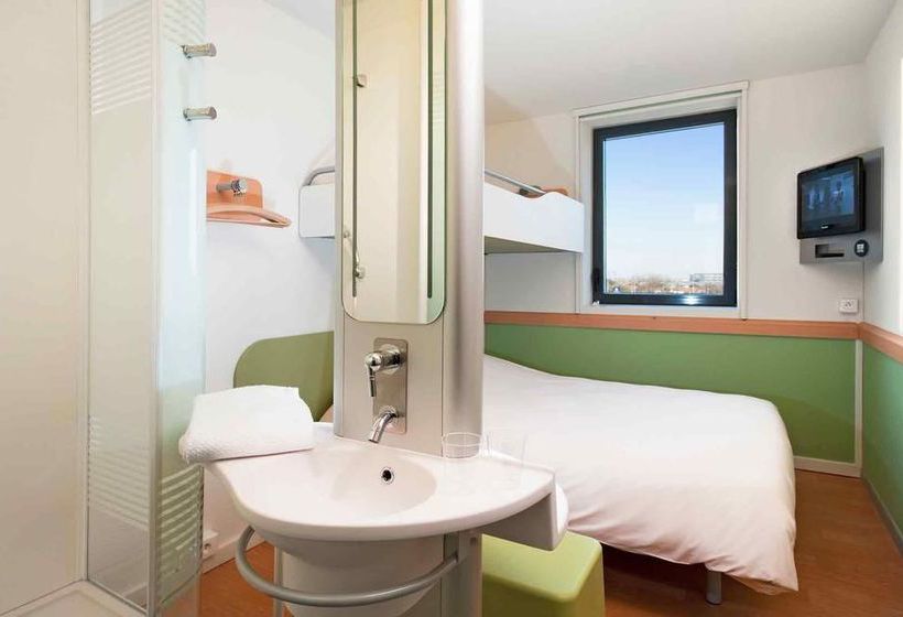 Hotel Ibis Budget Toulouse Aéroport  | Blagnac | Haute-Garonne | France 2