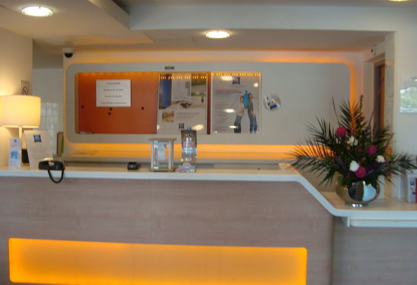 Hotel Ibis Budget Toulouse Aéroport  | Blagnac | Haute-Garonne | France 20