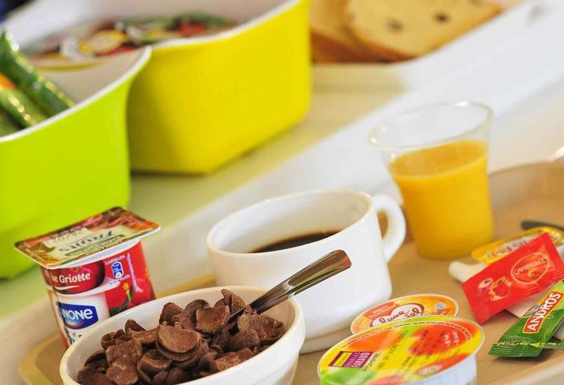 Hotel Ibis Budget Toulouse Aéroport  | Blagnac | Haute-Garonne | France 5