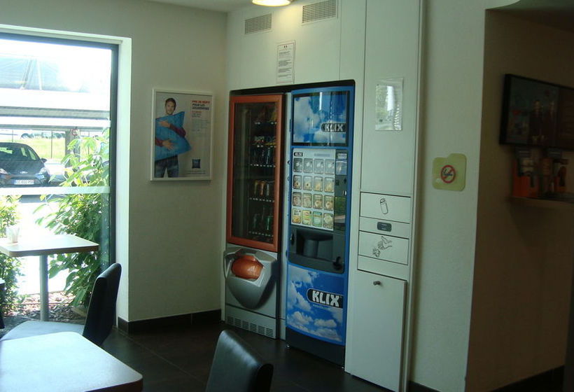 Hotel Ibis Budget Toulouse Aéroport  | Blagnac | Haute-Garonne | France 6