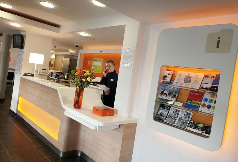 Hotel Ibis Budget Toulouse Aéroport  | Blagnac | Haute-Garonne | France 8