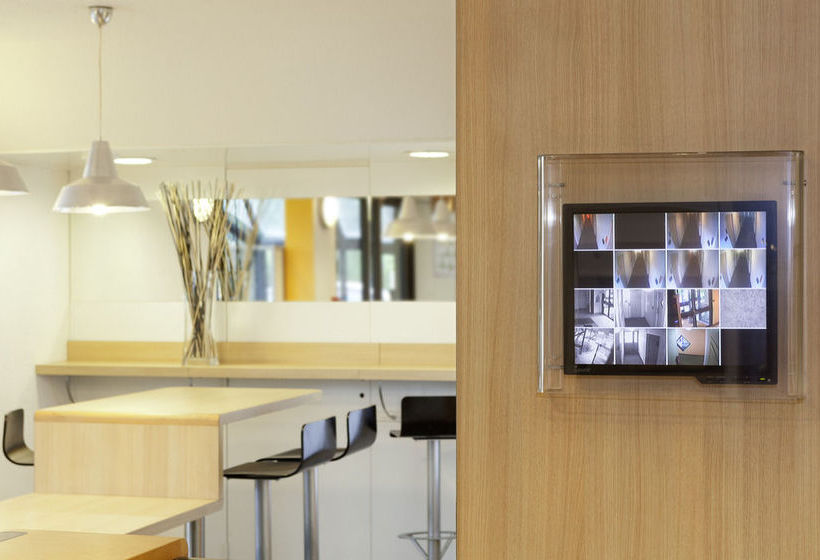 Hôtel F1 Chilly Mazarin Les Champarts  | Chilly Mazarin | Essonne | France 4