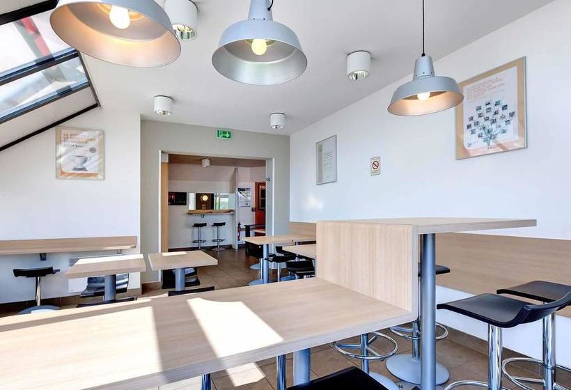 Hôtel F1 La Roche Sur Yon  | Mouilleron le Captif | Vendee | France 7