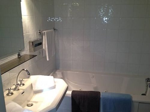 Bed and Breakfast Le Prieure  | Lisieux | Calvados | France 6