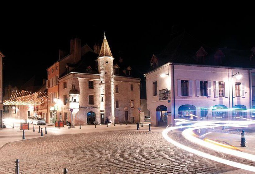 La Maison Du Colombier  | Beaune | Cote d'Or | France 19