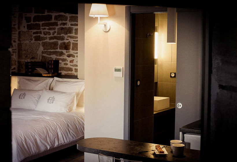 La Maison Du Colombier  | Beaune | Cote d'Or | France 8