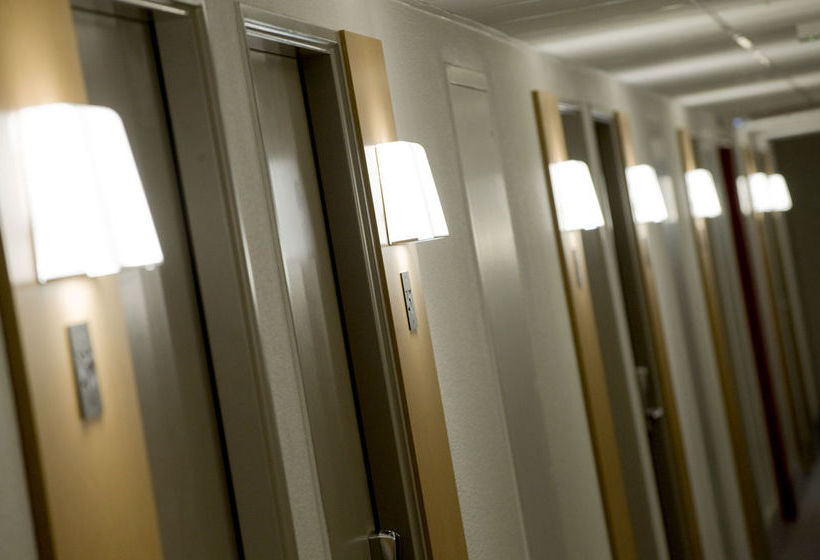 B&b Hotel Perpignan St Charles  | Perpignan | Pyrenees-Orientales | France 10