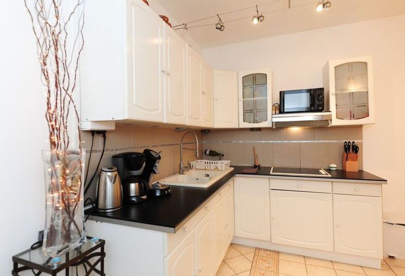 Paul Valery  | Nice | Alpes-Maritimes | France 20