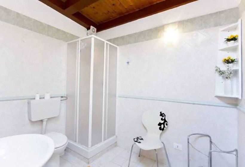 Studio Le Central  | Vittel | Vosges | Francia 1