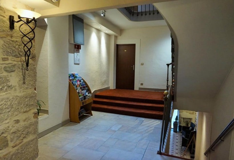 Hotel de la Couronne  | Aix-les-Bains | Savoie | France 6