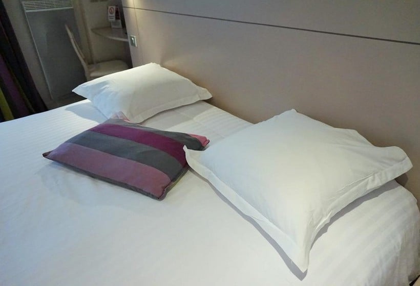 Hotel de la Couronne  | Aix-les-Bains | Savoie | France 8