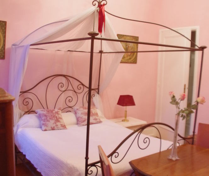 Pension Le Blason  | Nice | Alpes-Maritimes | France 11