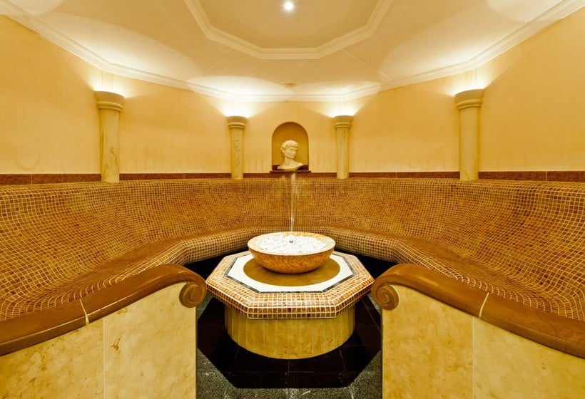 Grand Hotel Bellevue  | Gstaad | Bern | Schweiz 11