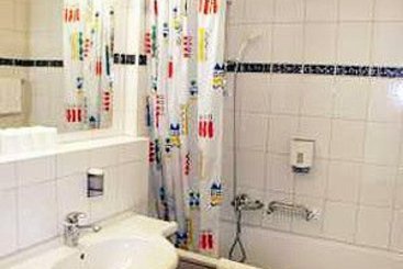 Hotel Neuhaus Golf & Strand  | Interlaken | Bern | Schweiz 1