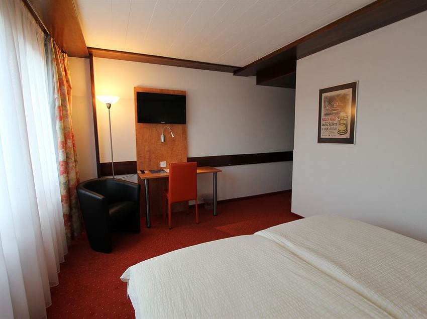 Hotel Club  | La Chaux de Fonds | Neuchâtel | Suisse 10