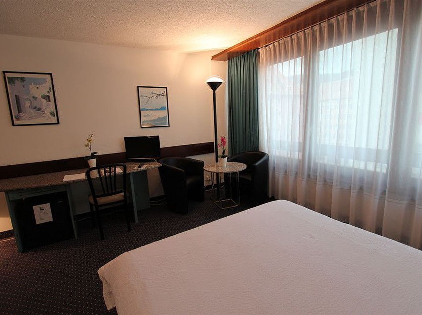 Hotel Club  | La Chaux de Fonds | Neuchâtel | Suisse 11