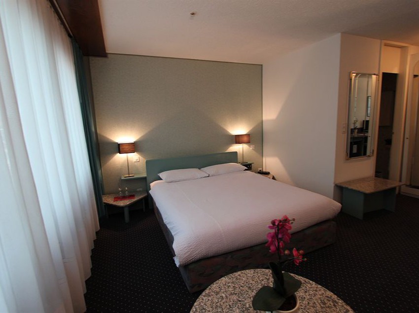 Hotel Club  | La Chaux de Fonds | Neuchâtel | Suisse 14