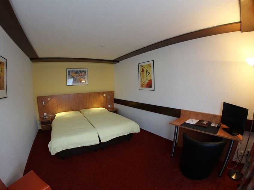 Hotel Club  | La Chaux de Fonds | Neuchâtel | Suisse 16