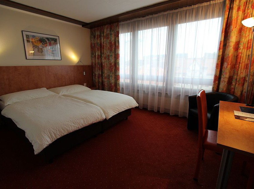 Hotel Club  | La Chaux de Fonds | Neuchâtel | Suisse 9