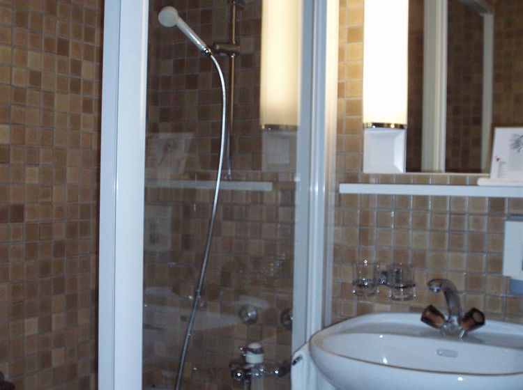 Hotel Weisses Kreuz  | Lyss | Berna | Suiza 1