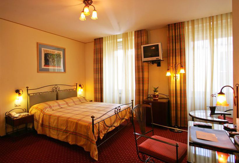 Hotel Eden Palace au Lac  | Montreux | Vaud / Waadt | Schweiz 12