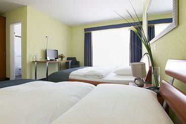 Hotel Tivoli  | Schlieren | Zurich | Schweiz 11