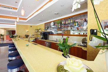 Hotel Tivoli  | Schlieren | Zurich | Schweiz 2