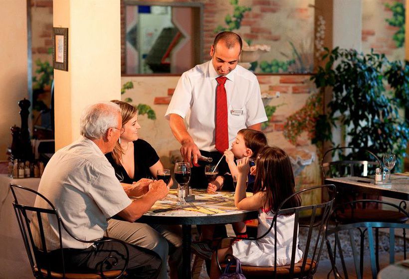 Hotel Fly Away  | Kloten | Zurich | Svizzera 15