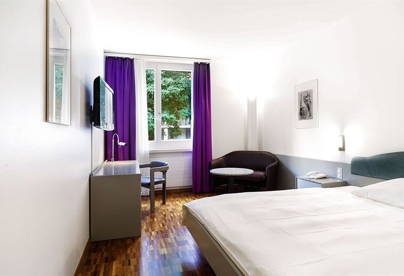 Hotel Fly Away  | Kloten | Zurich | Svizzera 20