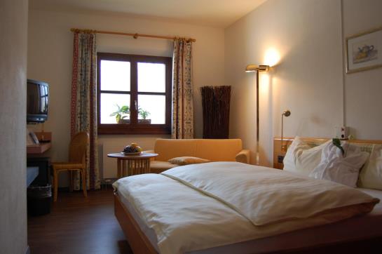 Mövenpick Albergo BenjamInn  | Monte Carasso | Tessin | Schweiz 1